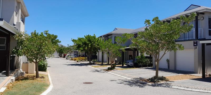 3 Bedroom Property for Sale in Buhrein Western Cape